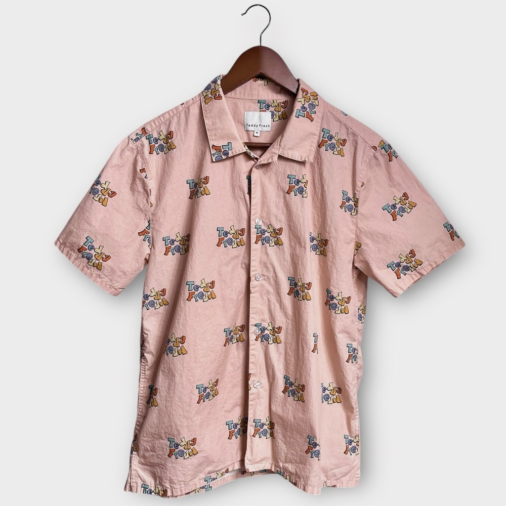 Teddy Fresh Retro Logo Camp Shirt Size Medium Pink AOP